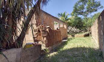 Imagem 3: Casa em início de construção, com 02 quartos, sala, cozinha, banheiro, excelente quintal