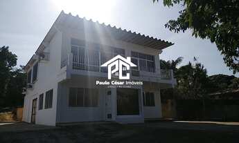 Imagem 2: Excelente casa duplex com 04 quartos, sendo 02 suítes, ampla sala, cozinha, banheiro, área