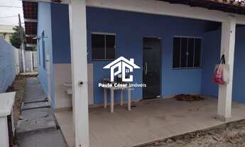 Imagem 2: Excelente oportunidade, 02 casas, ambas com 02 quartos, sendo 01 suíte, sala, cozinha, ban