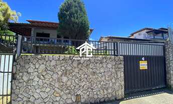 Imagem 4: Casa composta por 3 quartos, sendo 3 suítes, escritório, sala ampla com dois ambientes, Co