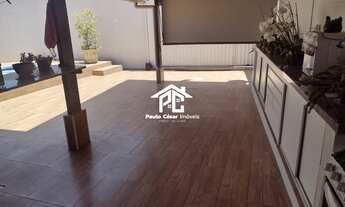 Imagem 3: Casa de Luxo à Venda em Araruama-RJ, no Bairro XV de Novembro: 3 Quartos, 3 Suítes, 2 Sala