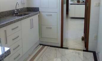 Imagem 2: Vila Bastos Apartamento com 215m2. 3 dormitórios e 3 vagas paralelas com depósito