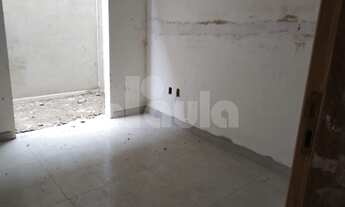 Imagem 7: Vale a pena conferir! Apartamento sem condomínio com 2 quintais