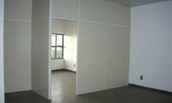 Imagem 6: Oportunidade Única: Prédio Comercial à Venda no Centro de Sorocaba-SP, 3 Salas, 7 Banheiro