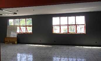 Imagem 3: Salão Comercial de Alto Padrão para Locação no Centro de Sorocaba-SP: 2 Banheiros e 195,00