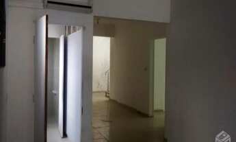 Imagem 2: Casa comercial para locação na Vila Trujillo, Sorocaba-SP: 1 sala, 4 banheiros, 5 vagas de