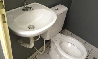 Imagem 6: Salão Comercial para Locação na Vila Aeroporto, Sorocaba-SP: 1 Sala, 2 Banheiros, 100m² de