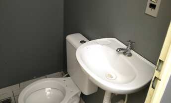 Imagem 7: Salão Comercial para Locação na Vila Aeroporto, Sorocaba-SP: 1 Sala, 2 Banheiros, 100m² de