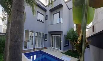 Imagem 7: Casa de luxo em condomínio Alphaville Nova Esplanada com 5 quartos, 5 suítes e 8 vagas de