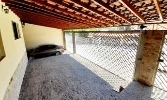 Imagem: Espetacular Casa de 4 Quartos à Venda em