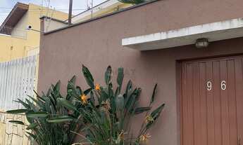 Imagem 2: Aluguel de Casa de Alto Padrão na Vila Trujillo, Sorocaba-SP: 4 quartos, 2 salas, 2 banhei