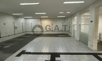 Imagem 3: Aluguel de Prédio Comercial na Vila Soares, Sorocaba-SP: 8 salas, 4 banheiros, 16 vagas de