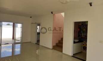 Imagem 6: Casa de alto padrão em condomínio à venda em Horto Florestal, Sorocaba-SP: 3 quartos, 1 su