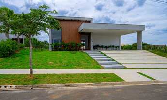 Imagem: Casa em Condomínio - 3 Quartos, 3 Suítes