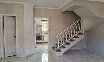 Imagem 2: Casa de luxo em condomínio: 3 quartos, 2 suítes, 2 salas, 2 banheiros, 2 vagas, 118m² no B