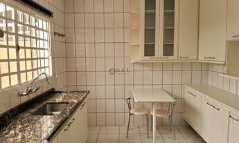 Imagem 6: Casa de luxo em condomínio: 3 quartos, 2 suítes, 2 salas, 2 banheiros, 2 vagas, 118m² no B