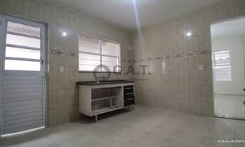 Imagem 6: Casa à venda em Sorocaba-SP, bairro Lopes de Oliveira: 2 quartos, 2 salas, 1 banheiro, 2 v