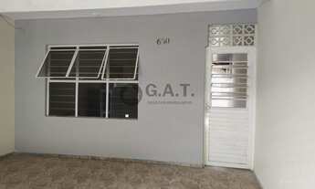 Imagem 3: Casa à venda em Sorocaba-SP, bairro Lopes de Oliveira: 2 quartos, 2 salas, 1 banheiro, 2 v