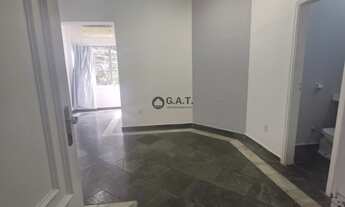 Imagem 3: Sala Comercial de Alto Padrão no Centro de Sorocaba-SP: 3 Salas, 4 Banheiros e 117m² de Ár