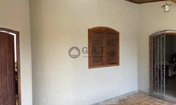 Imagem 2: Imperdível: Casa de 3 quartos, 1 suíte, 2 salas e 4 vagas na Vila Barão, Sorocaba-SP, 300m