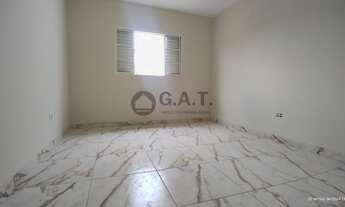 Imagem 4: Casa à venda em Sorocaba-SP, bairro Lopes de Oliveira: 2 quartos, 2 salas, 1 banheiro, 2 v