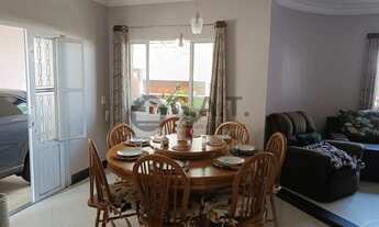 Imagem 7: Impecável residência à venda em Sorocaba-SP, Jardim Americano: 4 quartos, 2 suítes, 3 sala