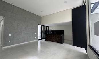 Imagem 4: Casa em Condomínio à Venda em Sorocaba-SP: 3 Quartos, 1 Suíte, 2 Salas, 2 Banheiros, 2 Vag