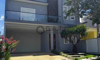 Imagem: Casa em Condomínio de Luxo na Vila Haro