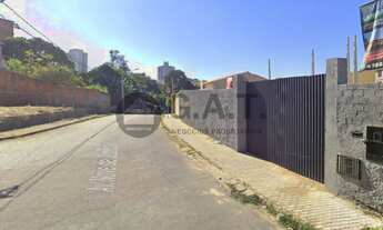 Imagem 2: Casa para locação na Vila Barão, Sorocaba-SP: 1 quarto, 1 sala, 1 banheiro, 1 vaga de gara