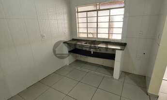 Imagem 7: Casa à venda em Sorocaba-SP: 3 quartos, 2 suítes, 2 salas, 1 banheiro, 1 vaga na Vila Sant