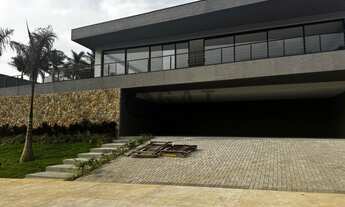 Imagem 3: Casa à Venda no Condomínio Saint Patrick em Sorocaba ? 4 Suítes, Piscina com Spa e Elevado