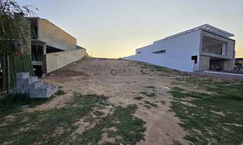 Imagem: Terreno de 561m² em Condomínio de Luxo