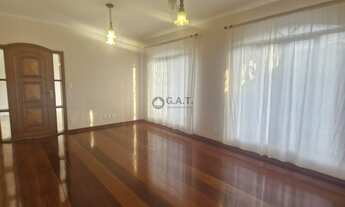 Imagem 5: Casa à venda em Sorocaba-SP, bairro Central Parque, 3 quartos, 1 suíte, 2 salas, 3 banheir