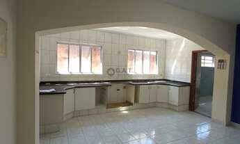 Imagem: Chácara de Luxo no Centro de Capela do