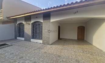 Imagem 2: Casa à venda em Sorocaba-SP, bairro Central Parque, 3 quartos, 1 suíte, 2 salas, 3 banheir