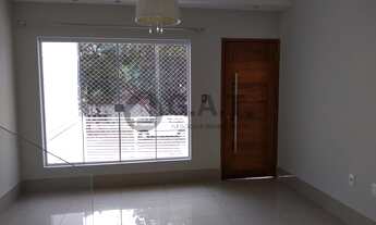 Imagem 1: Casa à venda em Sorocaba-SP, Vila Carvalho: 2 quartos, 2 suítes, 1 sala, 3 banheiros, 1 va