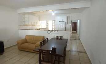 Imagem: Casa de Locação 2 quartos, 1 suíte