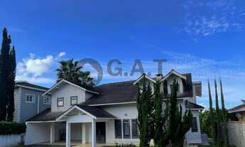 Imagem: Casa em Condomínio de Luxo com 4 suítes