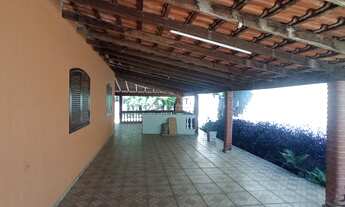 Imagem 5: Chácara de Luxo para Locação no Centro de Capela do Alto-SP: 4 Quartos, 2 Salas, 3 Banheir