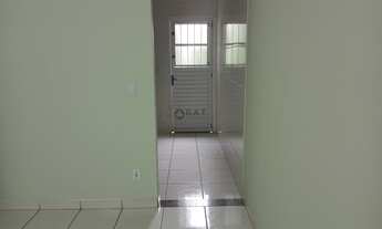 Imagem 5: Aluguel de Casa em Condomínio: 2 quartos, 1 suíte, 1 sala, 2 banheiros, 2 vagas na cidade