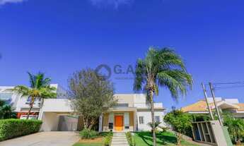 Imagem 2: Casa de alto padrão em condomínio à venda em Sorocaba-SP no Parque Reserva Fazenda Imperia