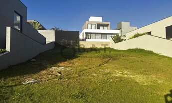 Imagem: Terreno à venda em condomínio de alto