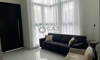 Imagem 2: Aluguel de Casa em Condomínio de Luxo em Sorocaba-SP, Bairro Aparecidinha: 3 Quartos, 3 Su