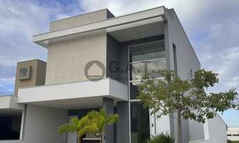 Imagem: Casa de luxo em condomínio no Jardim Emilia