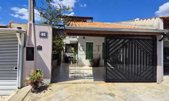 Imagem: Venda Casa com 2 quartos, 2 salas, 2 banheiros