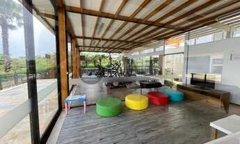 Imagem 2: Casa de Luxo em Condomínio na Vila Martins, Itu-SP: 4 Quartos, 4 Suítes, 237m² - Locação