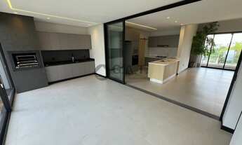 Imagem 3: Casa de alto padrão em condomínio Alphaville Nova Esplanada para locação em Votorantim-SP