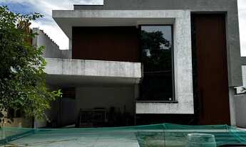 Imagem: Casa de condomínio com 4 quartos, 284m²