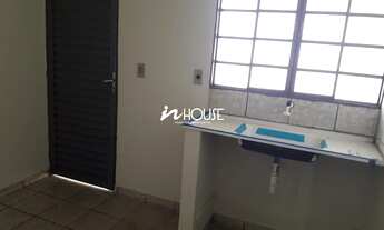 Imagem 2: Três casas individuais com dois quartos no Bairro Santa Mônica