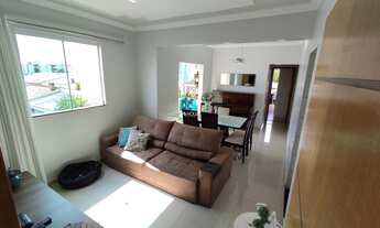 Imagem: Apartamento com três quartos sendo uma